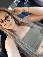 Lilla
  Budapest (3. dist.)
  24 years old
