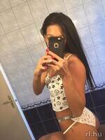 Kiara
  Szeged
  20 éves