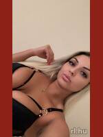 Vivien
  Veszprém
  21 Alter