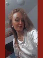 Laura
  Budapest (3. dist.)
  24 years old