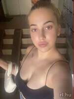 Natasa
  Debrecen
  20 years old