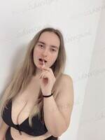 AriannaEs..
  Budapest (9. dist.)
  24 years old